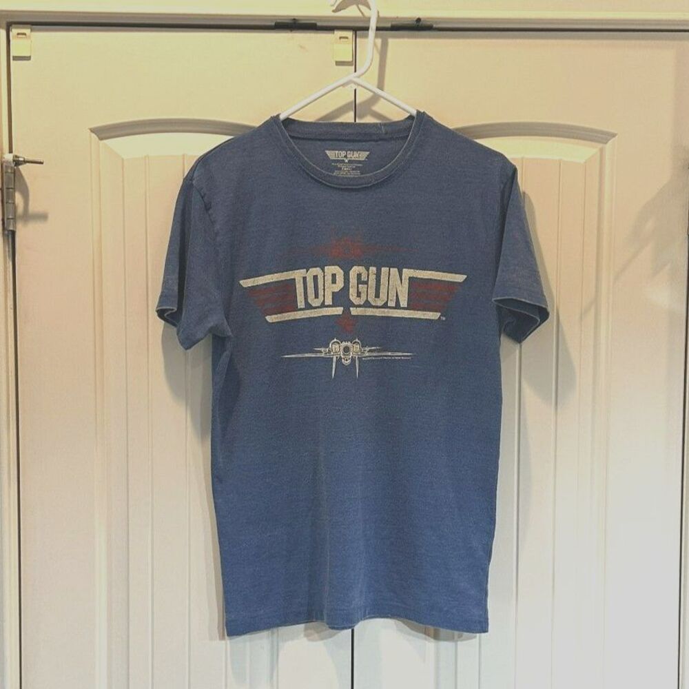 Men's Top Gun Soft Blue, Red, and White T-Shirt Size Small